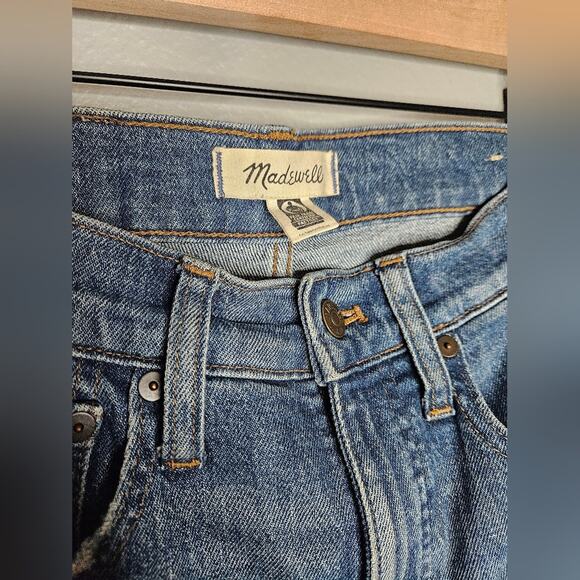 Madewell classic straight jean - Picture 3 of 5